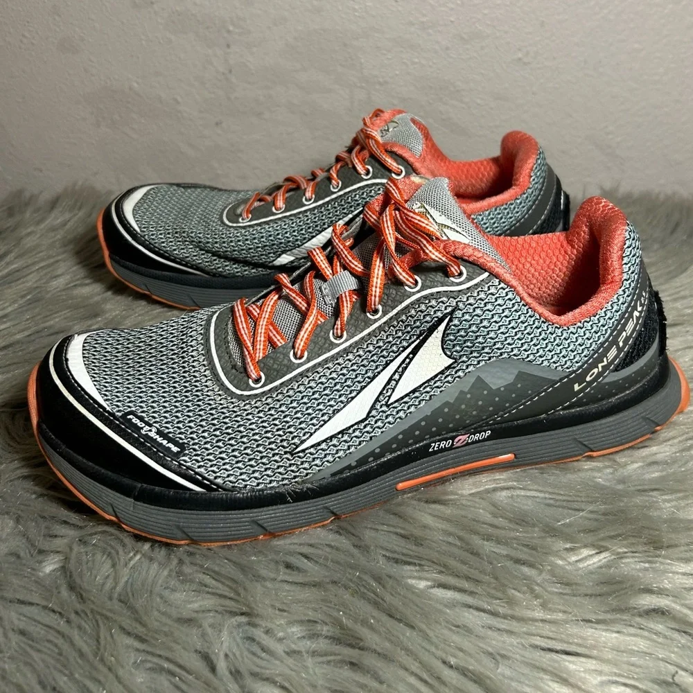 Altra Lone Peak 2.5 Running Black Gray Mesh Red Accents Trail Sneaker Size 7.5